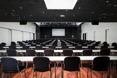 Saal_Theo-Riedel