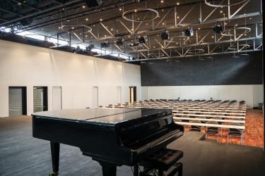 Saal_Theo-Riedel